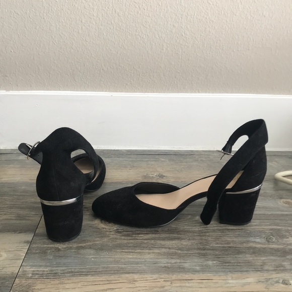 Heels - Picture 2 of 2